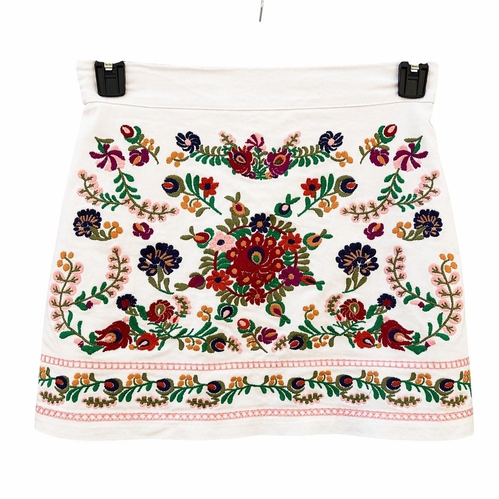 Emory Park Womens M Mini Skirt White Floral Embroidered Boho Cottagecore Folk